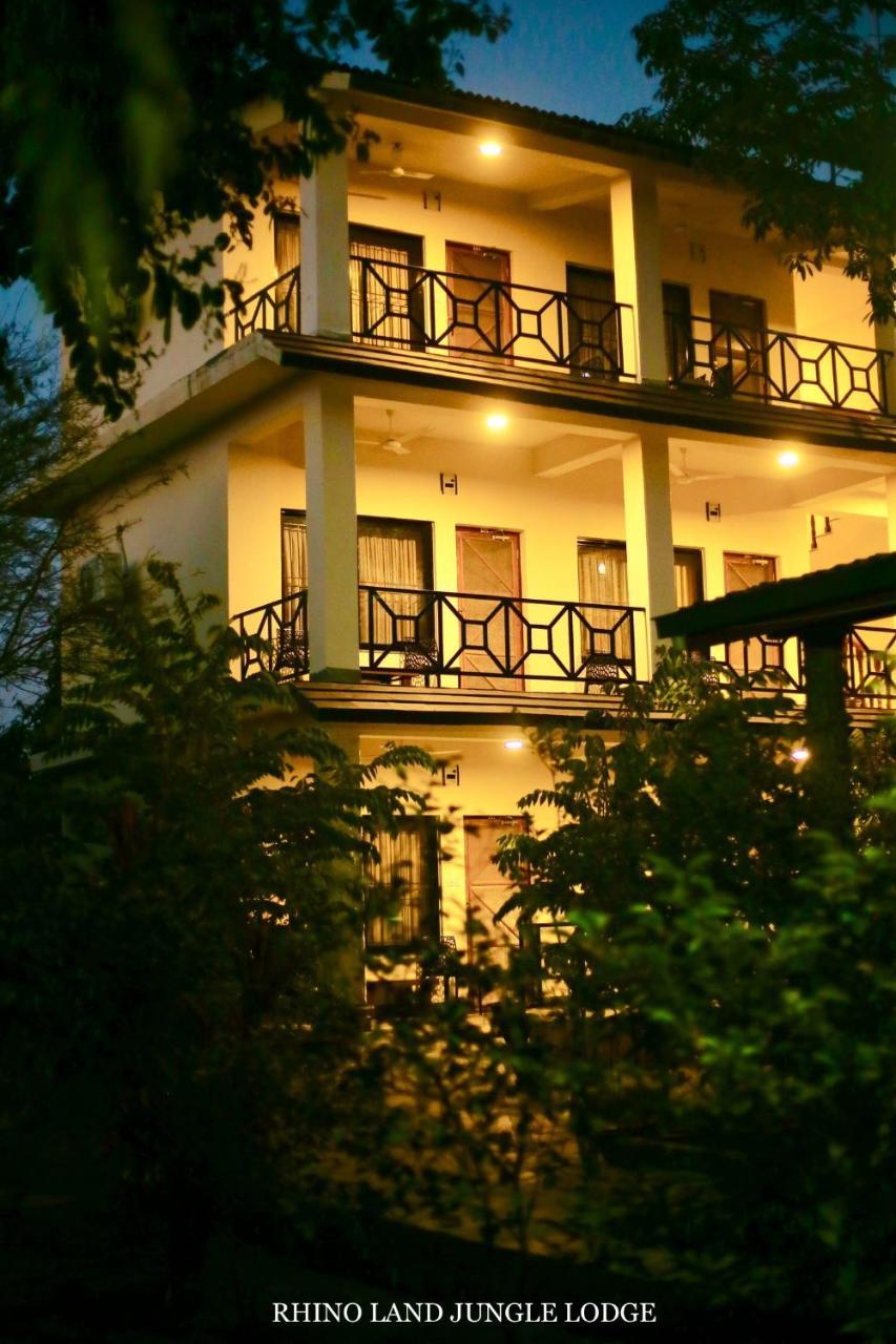 Rhino Land Jungle Lodge Саураха Экстерьер фото